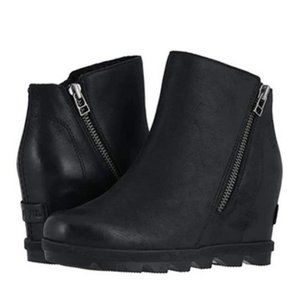 10.5 SOREL Black Leather Joan Arctic Zip Wedge Boots